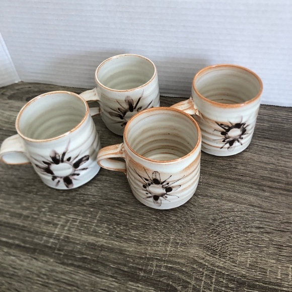 Handcrafted Ceramic Mug Set - Picture 2 of 11